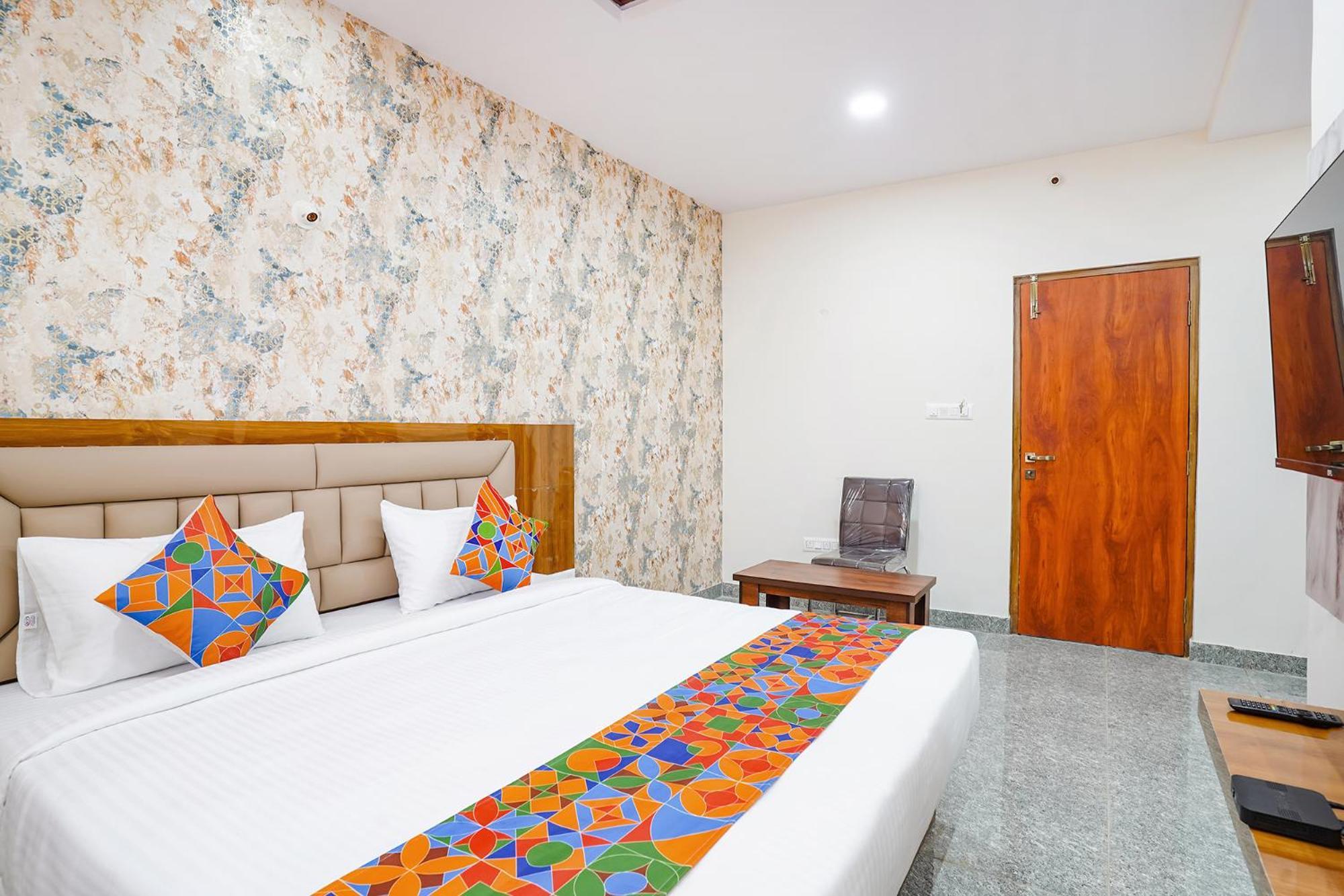 Fabhotel Platinum Palace - Nr Magadi Main Road Bangalore Exteriör bild