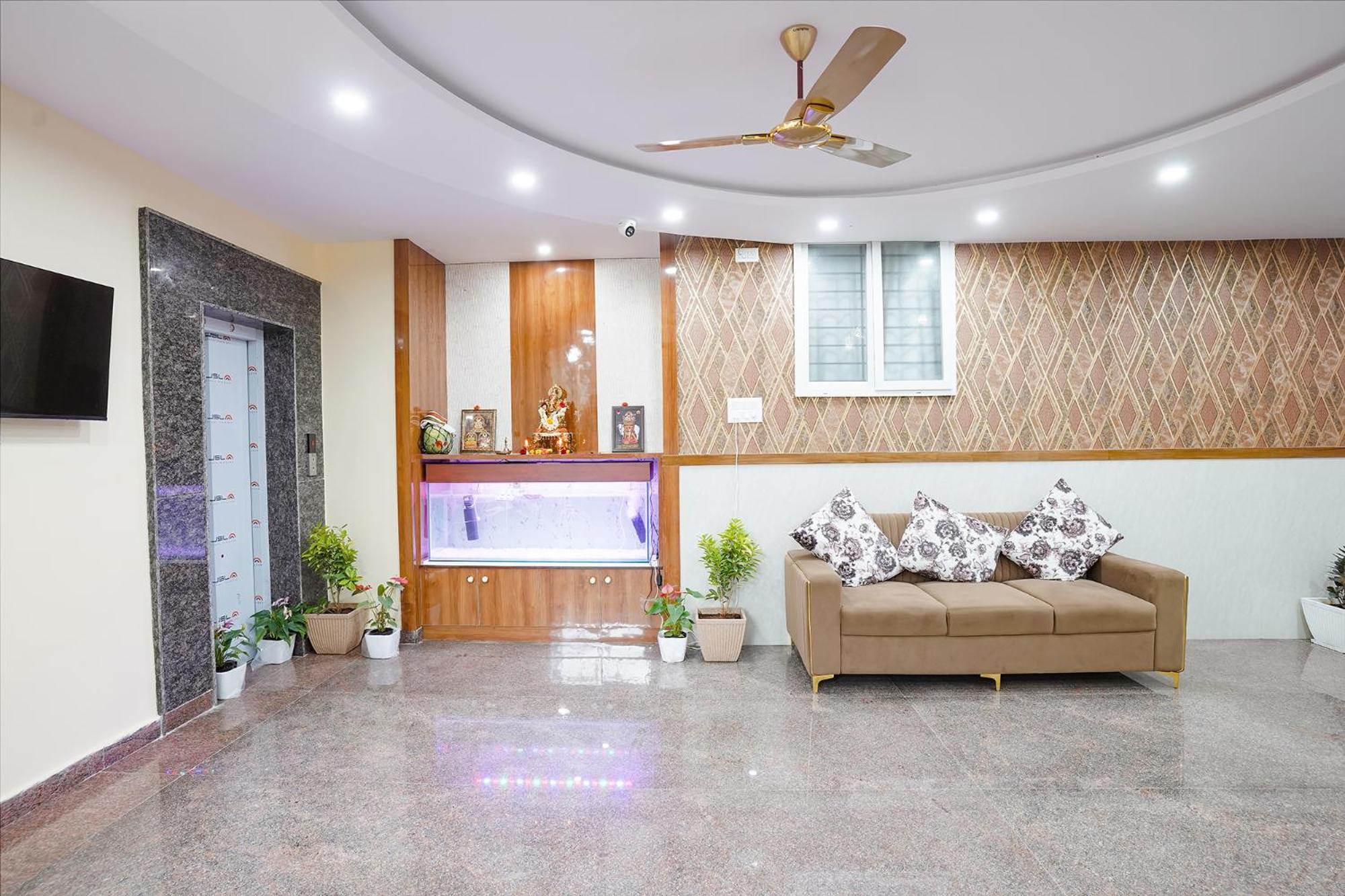 Fabhotel Platinum Palace - Nr Magadi Main Road Bangalore Exteriör bild