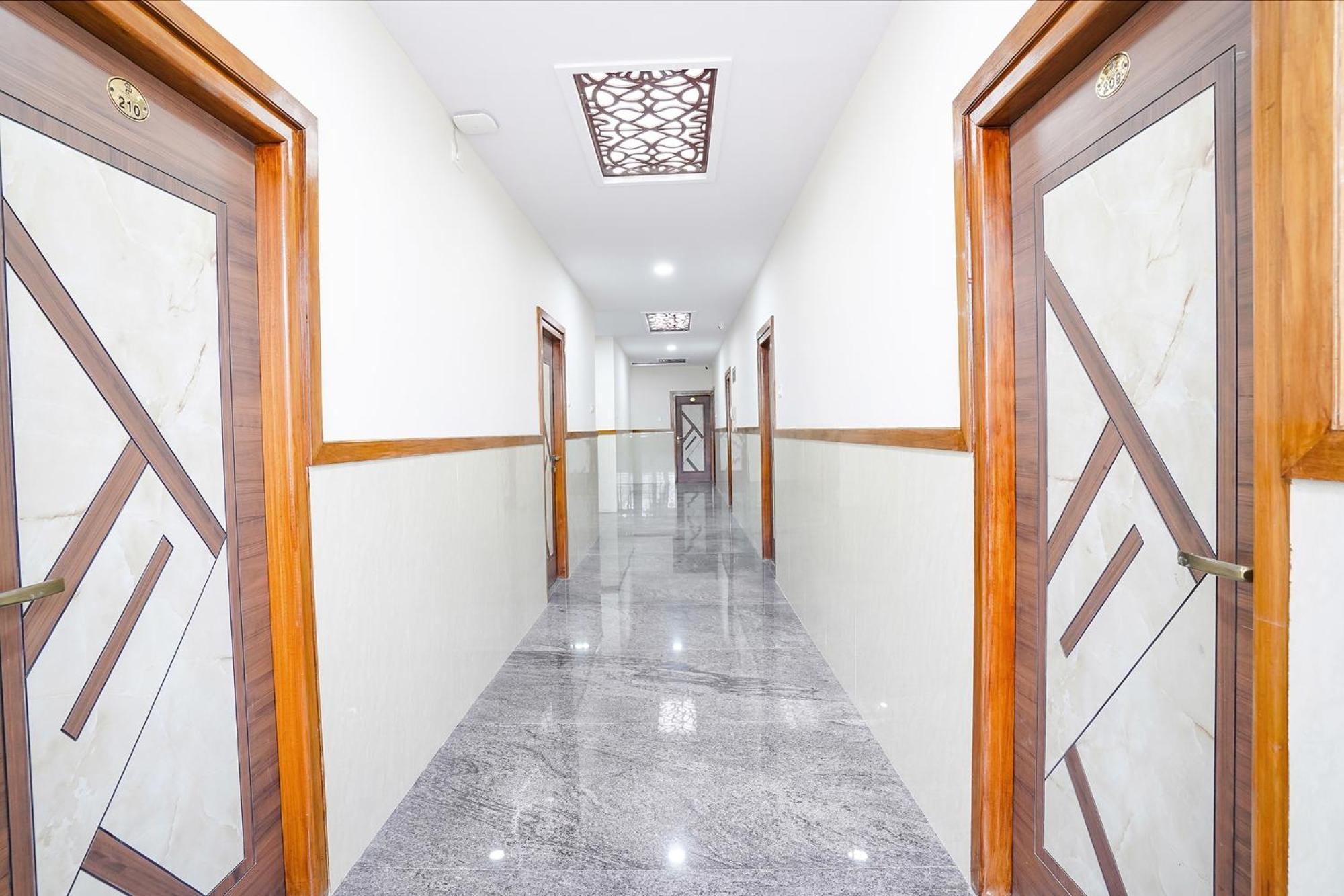 Fabhotel Platinum Palace - Nr Magadi Main Road Bangalore Exteriör bild